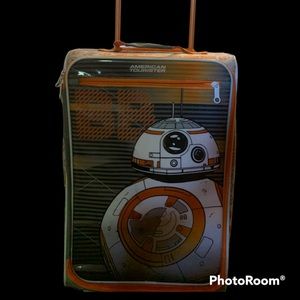 American Tourister Star Wars Astro droid BB-8 children’s carry-on suitcase